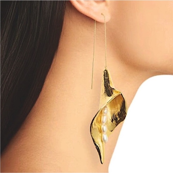 NWT CULT GAIA GOLD CALLA DROP EARRINGS - Picture 3 of 10
